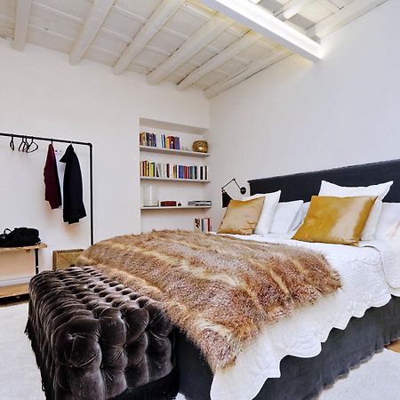Luxury Charme Between Pantheon And Spanish Steps Рим Экстерьер фото
