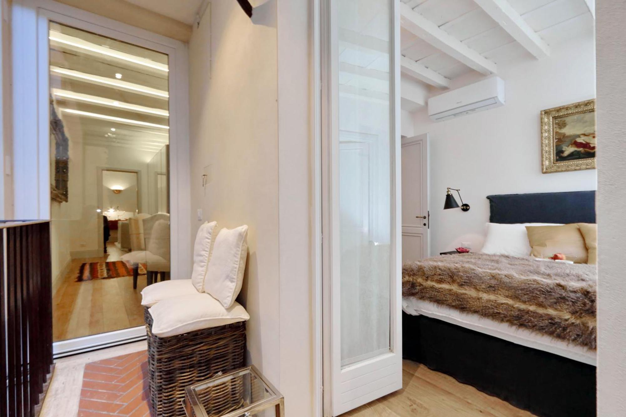 Luxury Charme Between Pantheon And Spanish Steps Рим Экстерьер фото