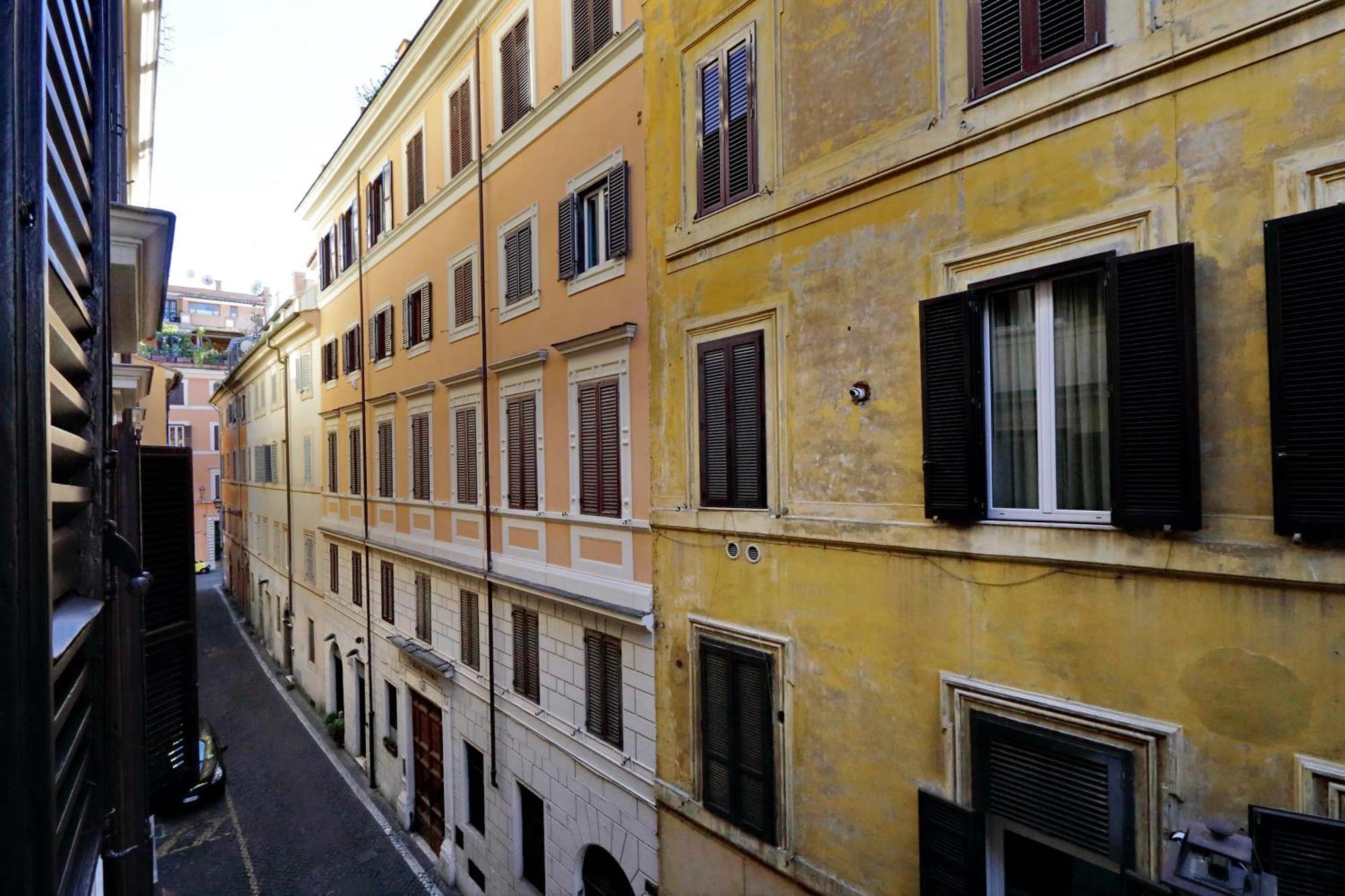 Luxury Charme Between Pantheon And Spanish Steps Рим Экстерьер фото