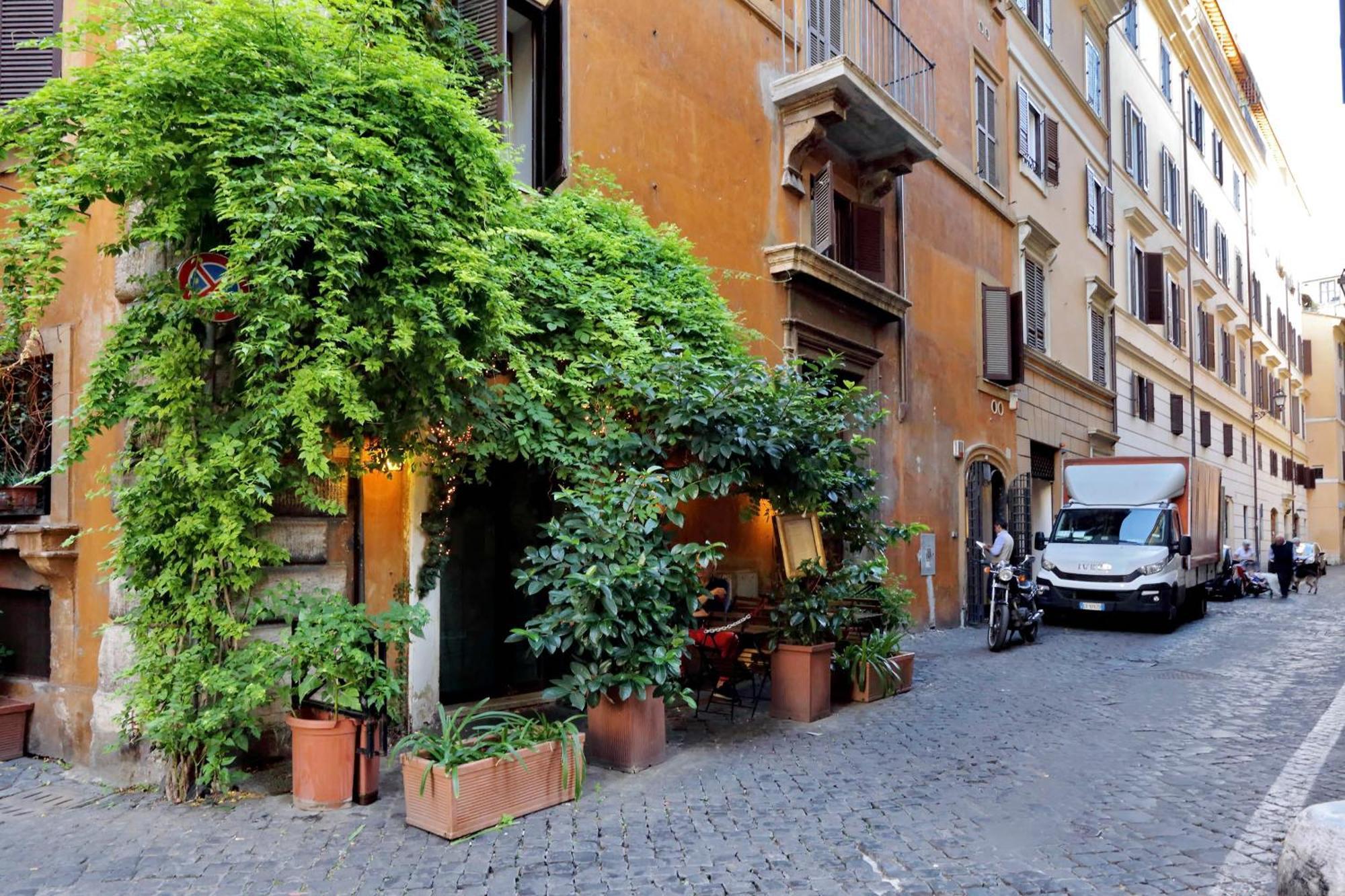 Luxury Charme Between Pantheon And Spanish Steps Рим Экстерьер фото